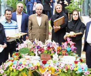 تقدیر از همکاران باسابقه نمونه شرکت اسفند 1399